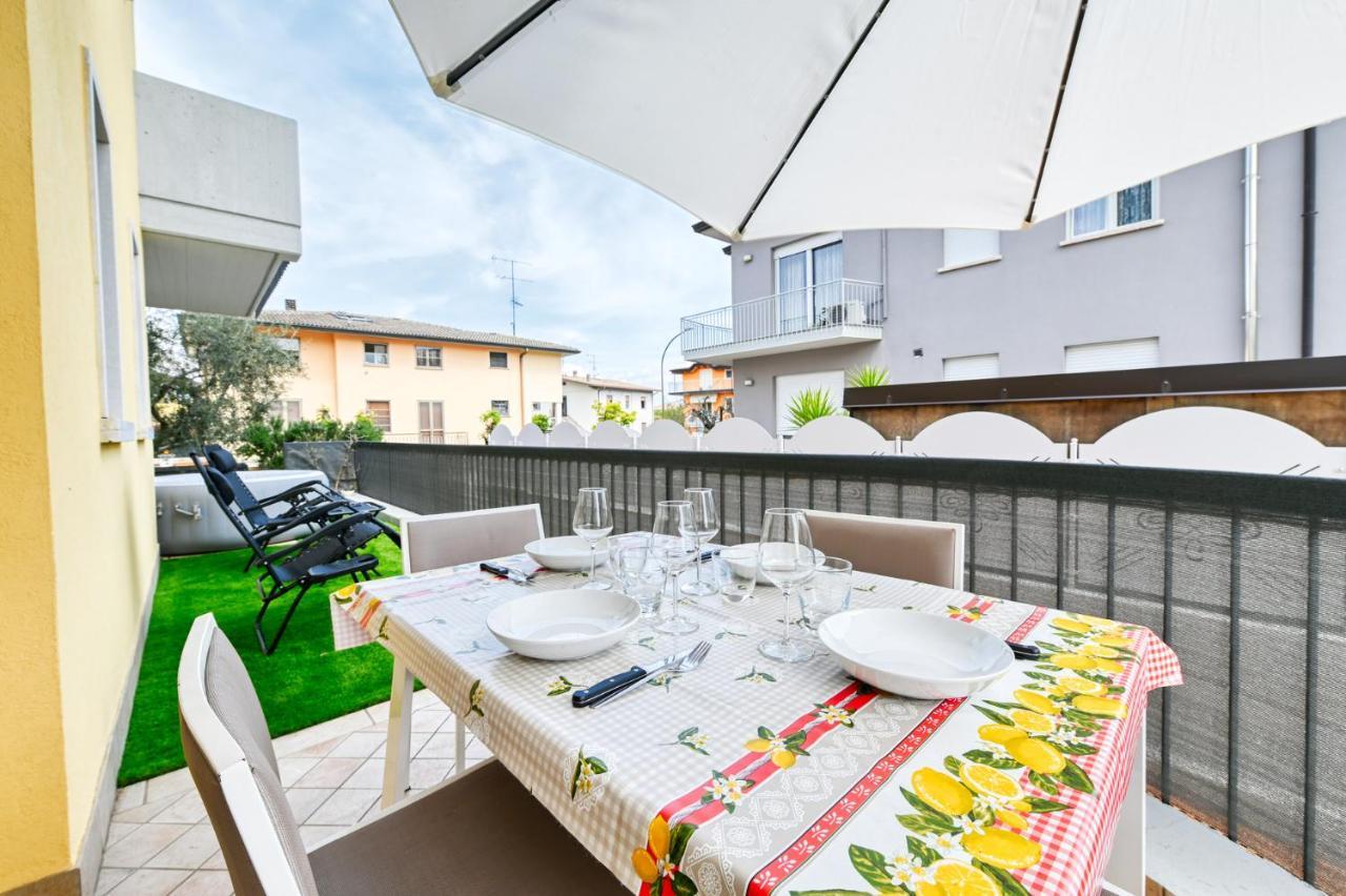 Pearl House - Sirmione Holiday - Jacuzzi Privata Exterior photo